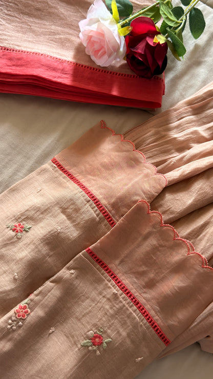 VINTAGE ROSE