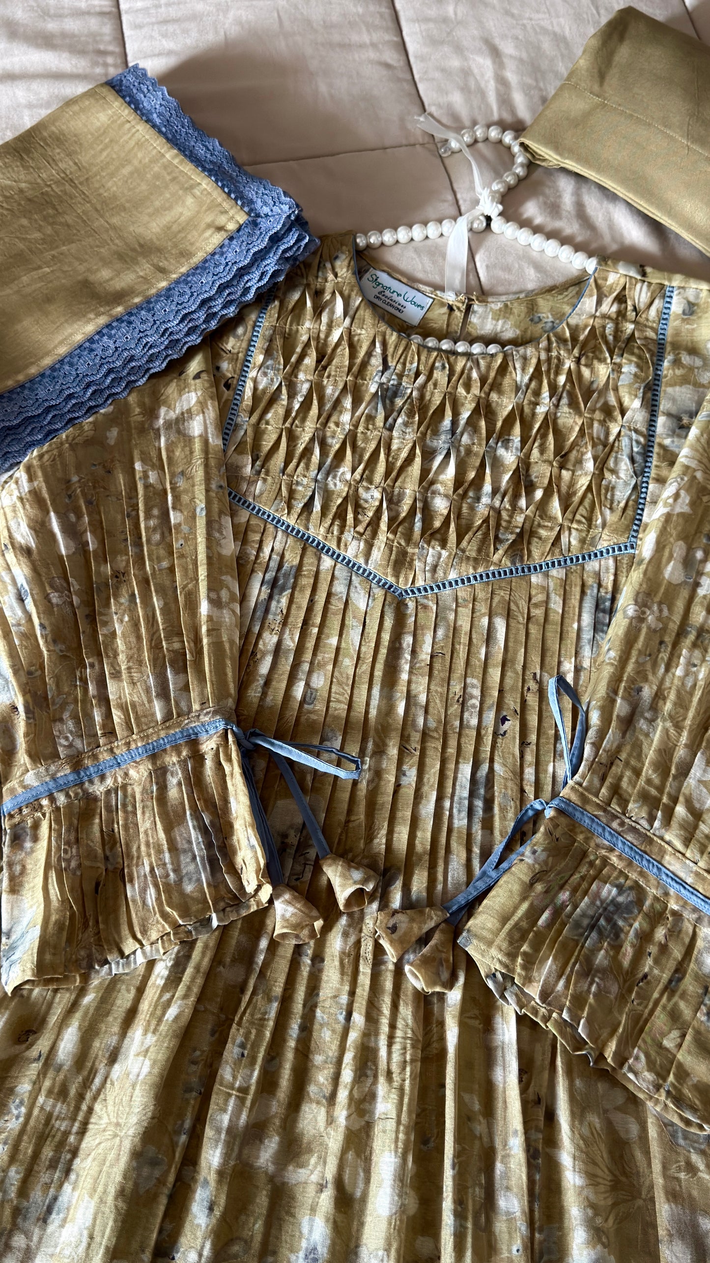 OLIVE GOLD